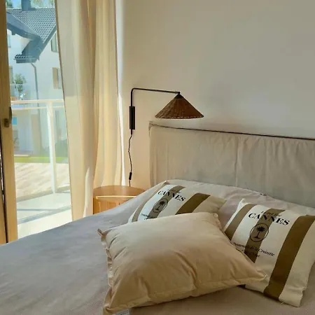 Apartment Bursztynowy Z Basenem - Lebska Osada Zarnowska